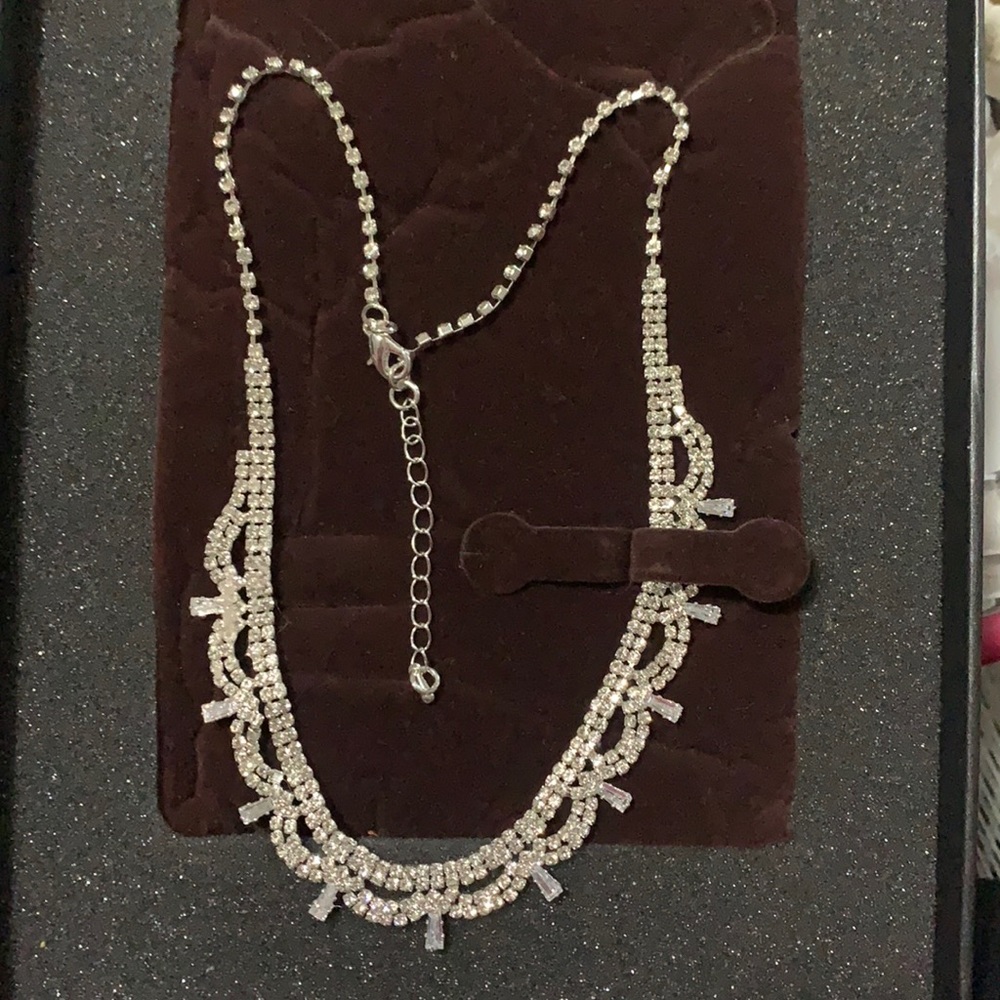 Ardenes Necklace